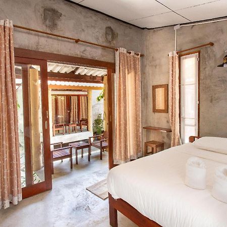 Frog Beach House Koh Phayam Exterior photo