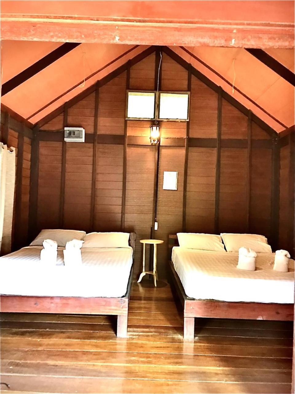 Frog Beach House Koh Phayam Room photo